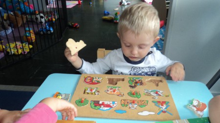 jeux libres à la MAM septembre 2013